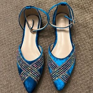 *NWOT* Blue velvet flats